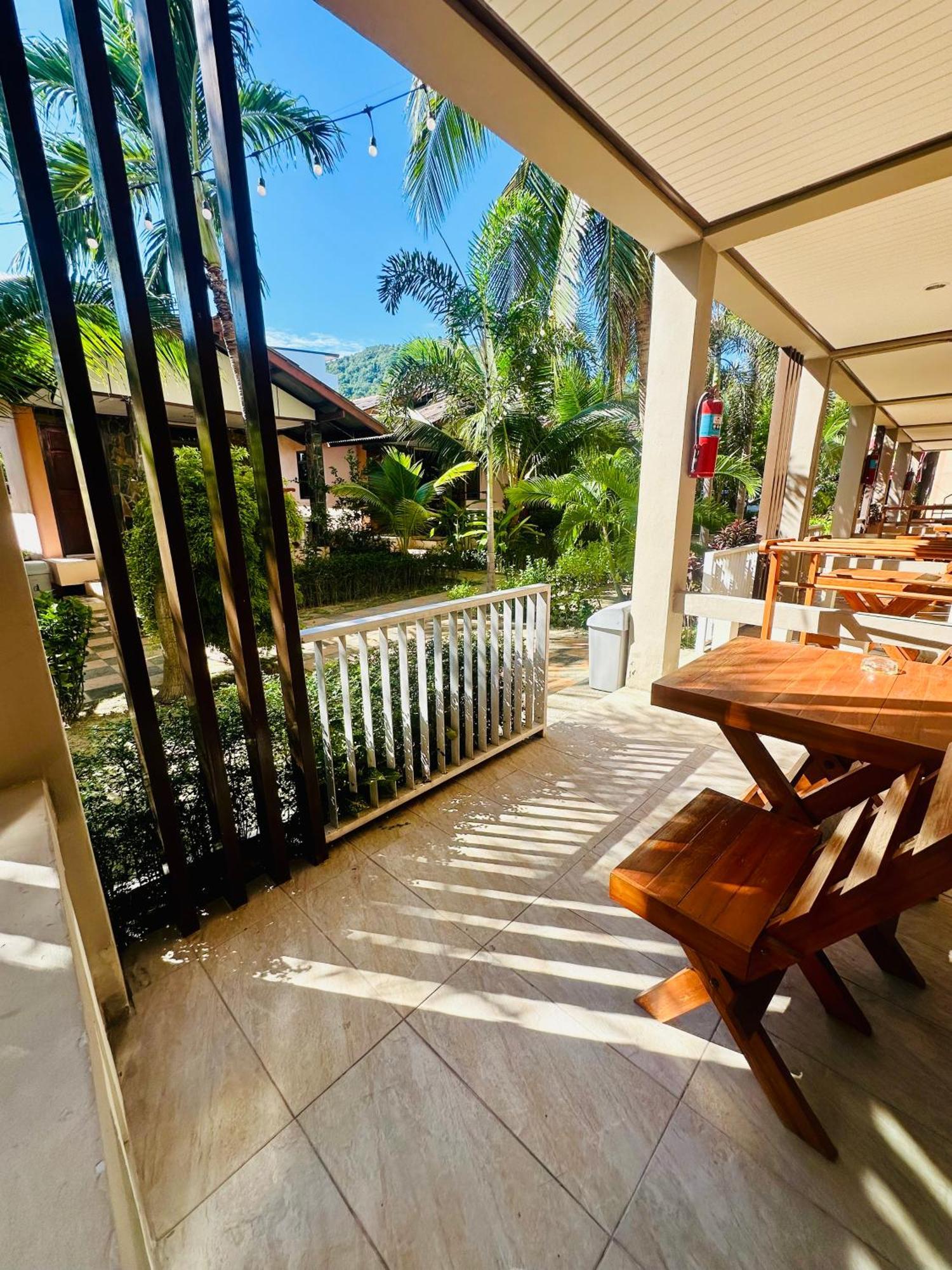 Family House Resort, 哈林海滩 外观 照片
